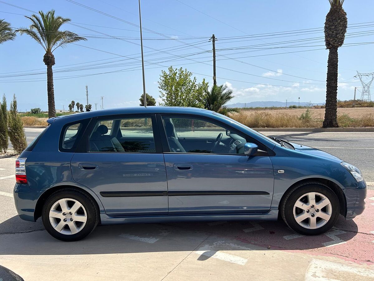 HONDA CIVIC LS 1.7 CDTI SPANISH LHD IN SPAIN ONLY 100000 MILES SUPERB 2005